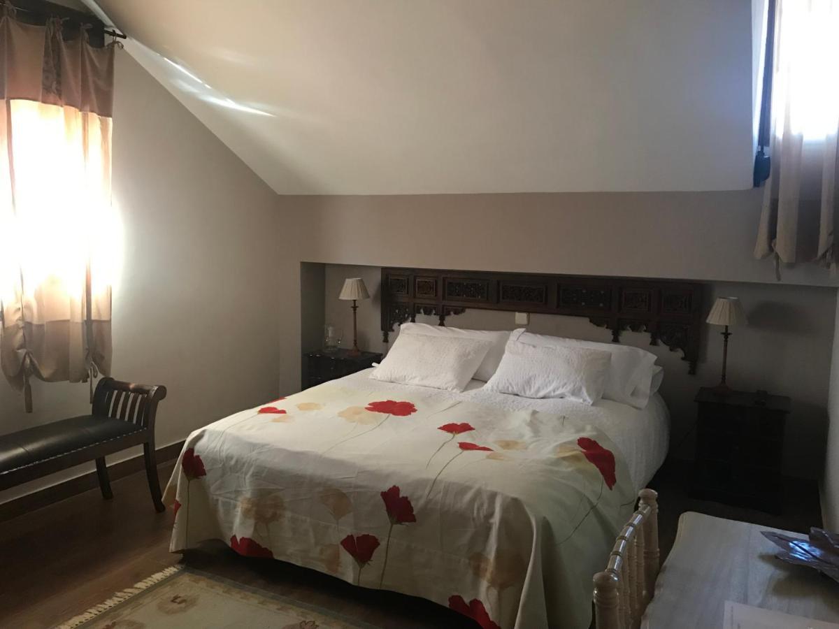Albus Albi Casa de hóspedes Colmenar del Arroyo Exterior foto